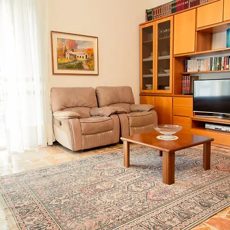 Quiet Near - Casa Plinio Apartment